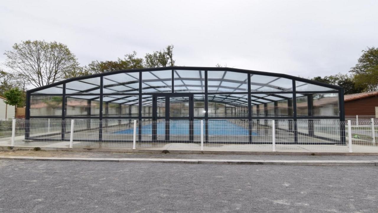Chalet Avec Piscine Azur Ngoại thất bức ảnh